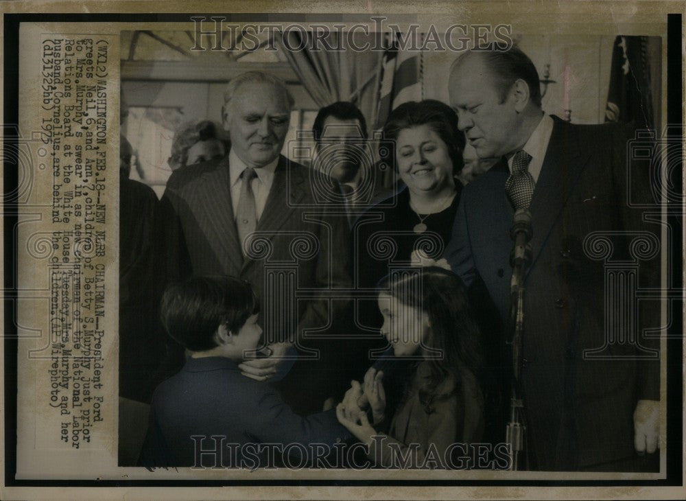 1975 Press Photo Ford Betty Murphy National Labor Board - Historic Images