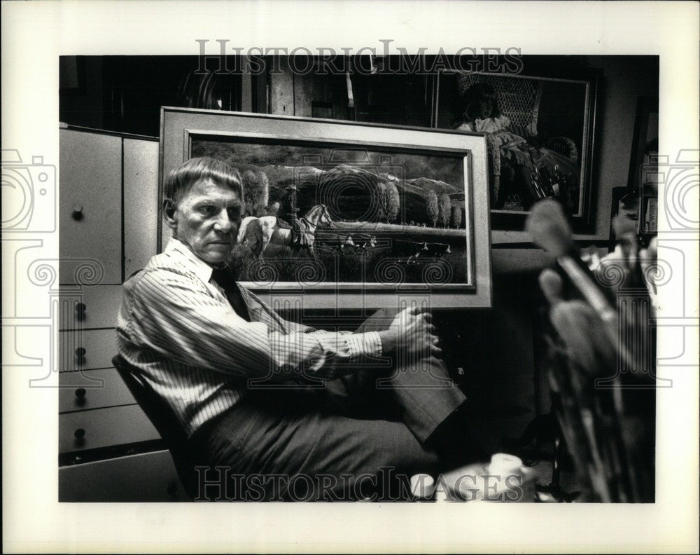 1987 Press Photo Joe Maniscalo President Scarab Club - Historic Images