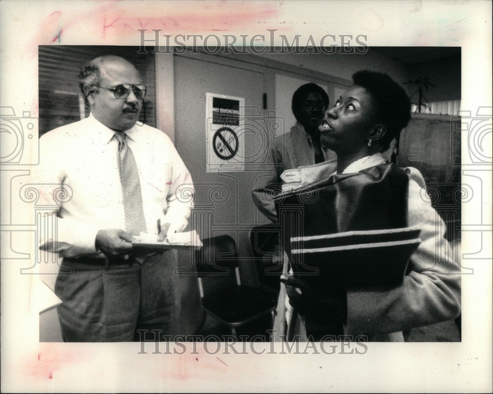 1988 Press Photo Thomas Lewis Jr. - Historic Images