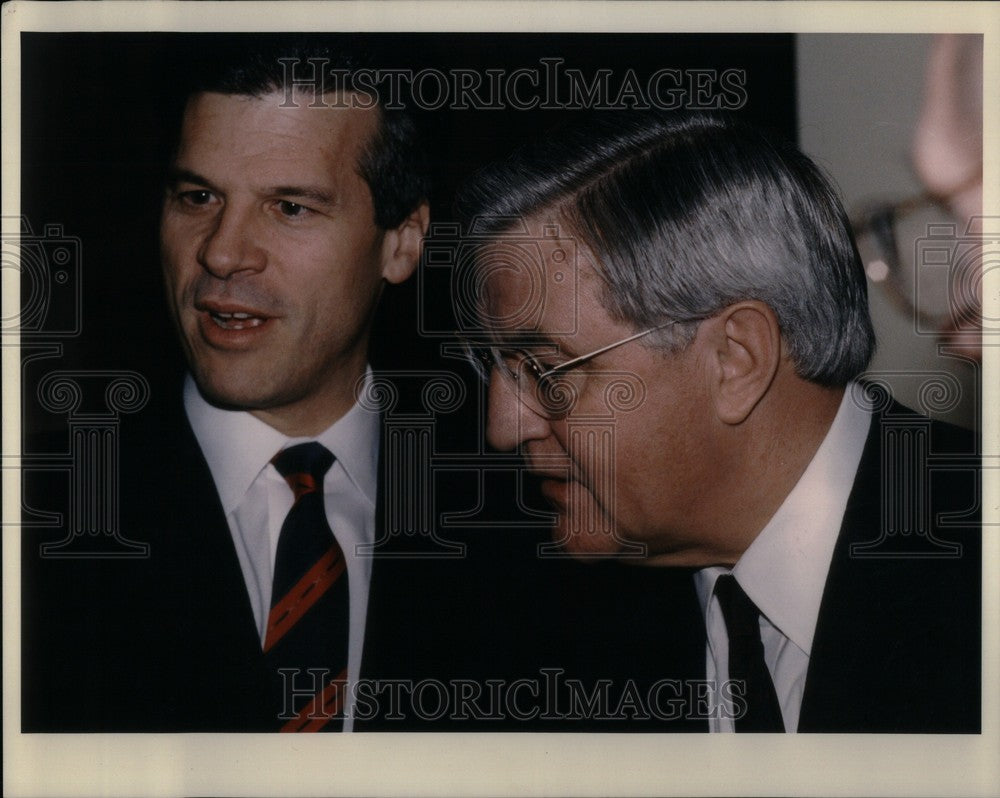 1992 Press Photo Fritz Mondale 42nd US Vice President - Historic Images