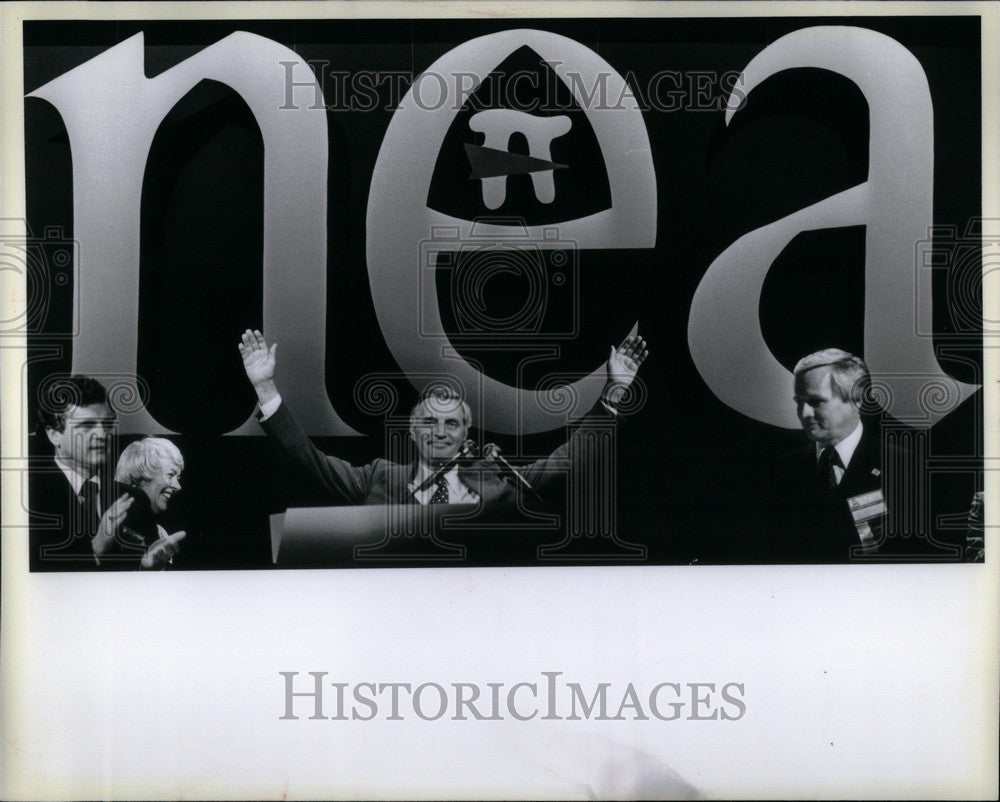 Press Photo Walter Fritz Mondale Politician VP - Historic Images