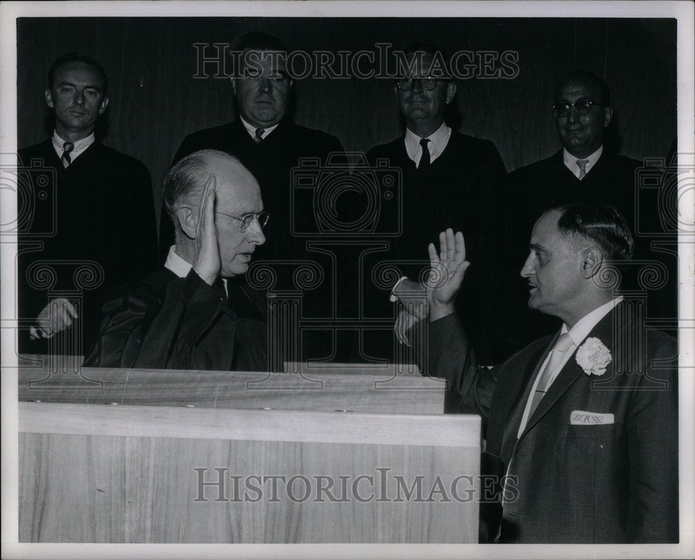 1961 Press Photo Talbot Smith US Federal Judge - Historic Images