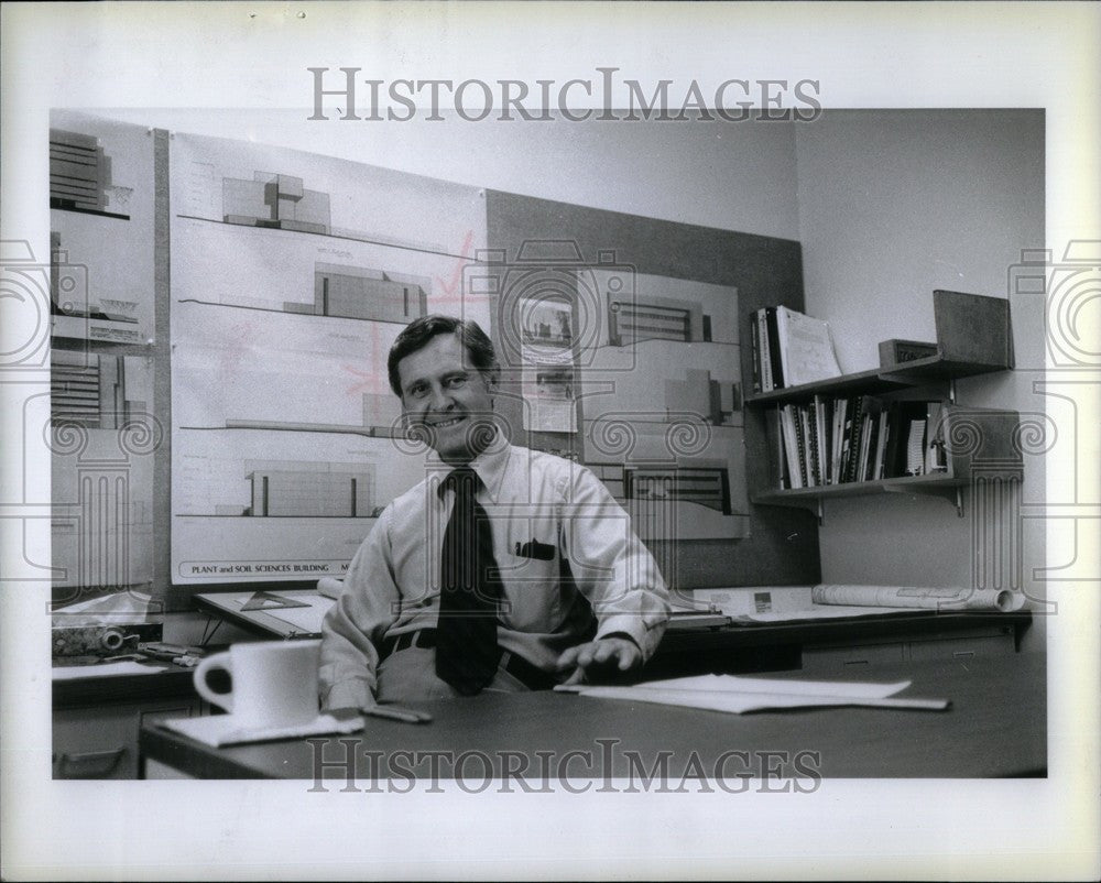 1979 Press Photo Jack K. Montieth Architect - Historic Images