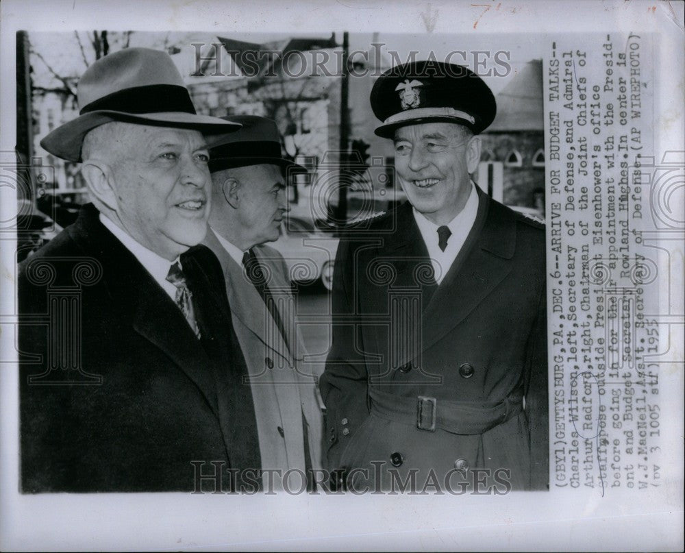 1957 Press Photo Charles Wilson Arthur Radford MacNeil - Historic Images