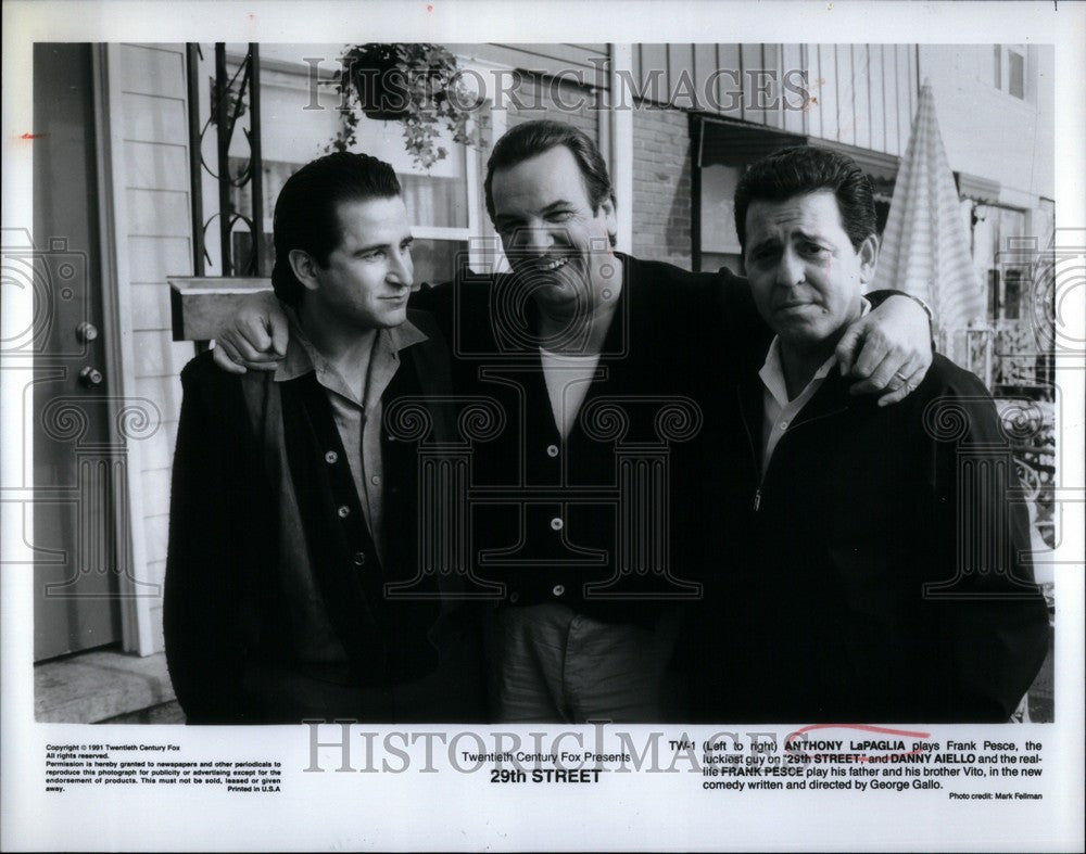 1991 Press Photo Anthony LaPaglia FBI Jack Malone TV se - Historic Images