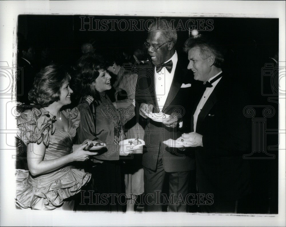 1991 Press Photo Dr. Lionel Swan - Historic Images