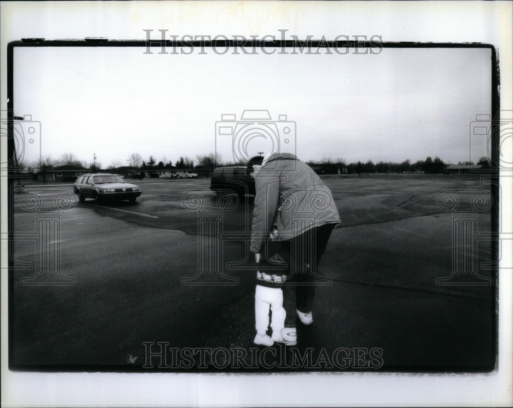 1991 Press Photo Tony Perana General Motors Dad - Historic Images