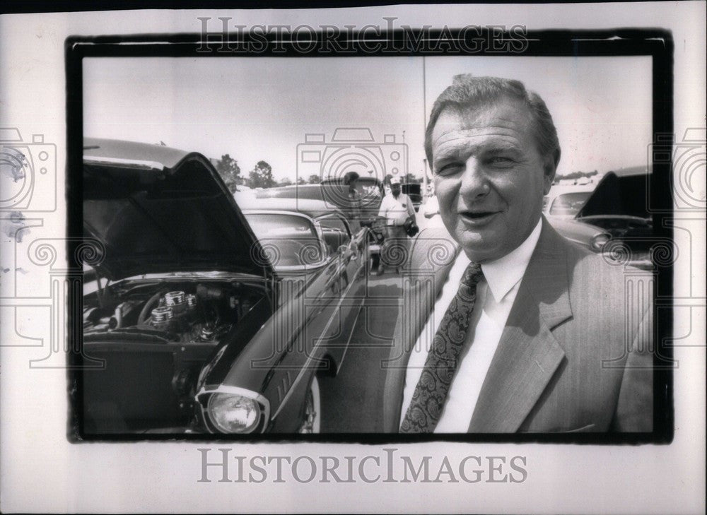 1991 Press Photo Jim Perkins General Manager Chevrolet - Historic Images