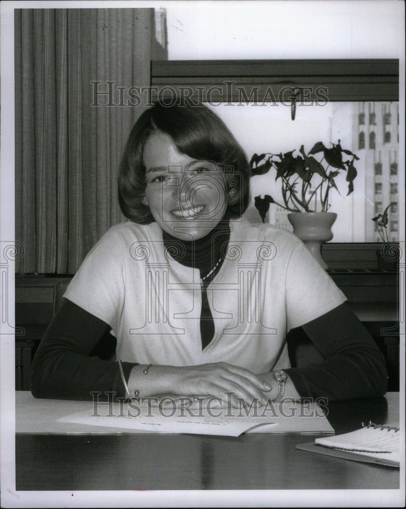 1977 Press Photo Ann Lang NCAC Executive director - Historic Images