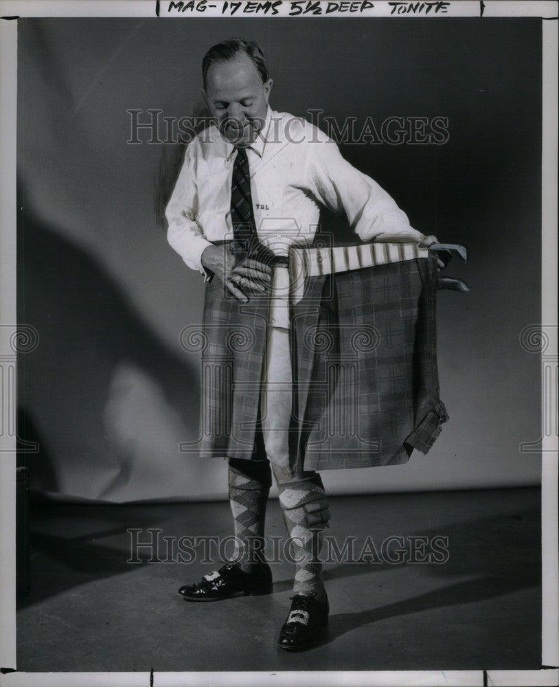 1954 Press Photo Kilts - Historic Images