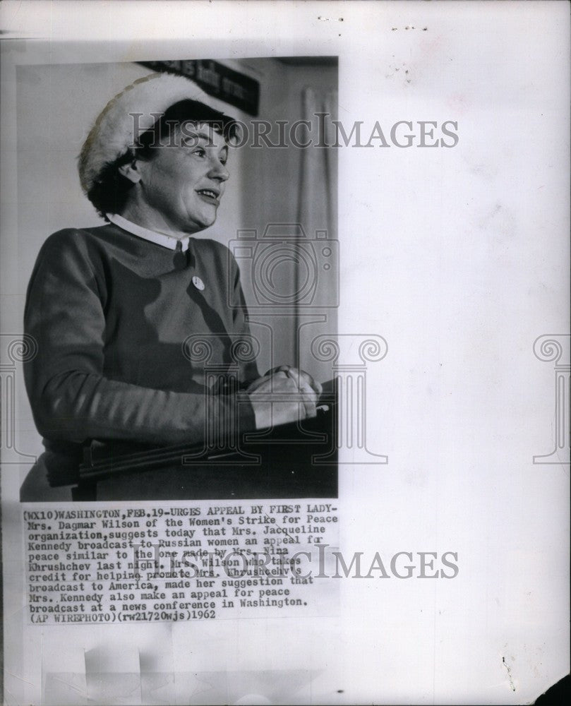 1964 Press Photo Mrs. Dagmar Wilson,Mrs. Jacqueline Ken - Historic Images