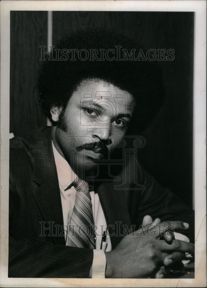 1973 Press Photo Roy L. Williams assistant - Historic Images