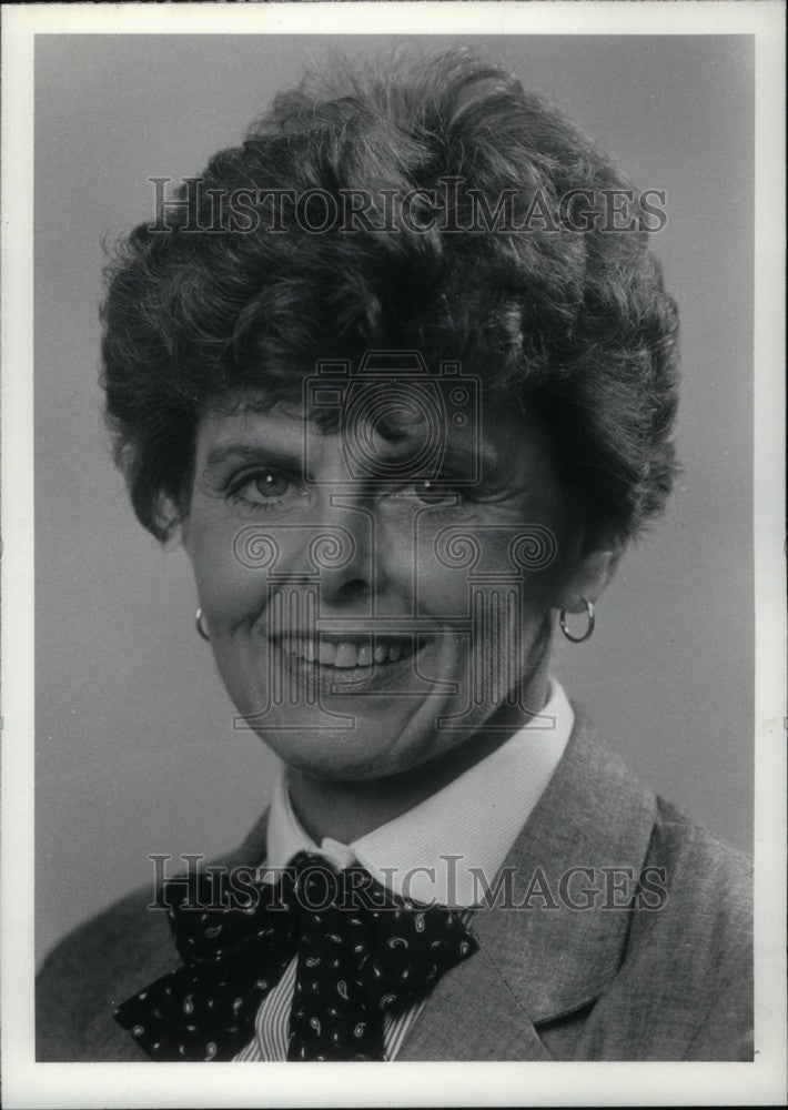 1983 Press Photo Jeam Willoughby Director Aid - Historic Images