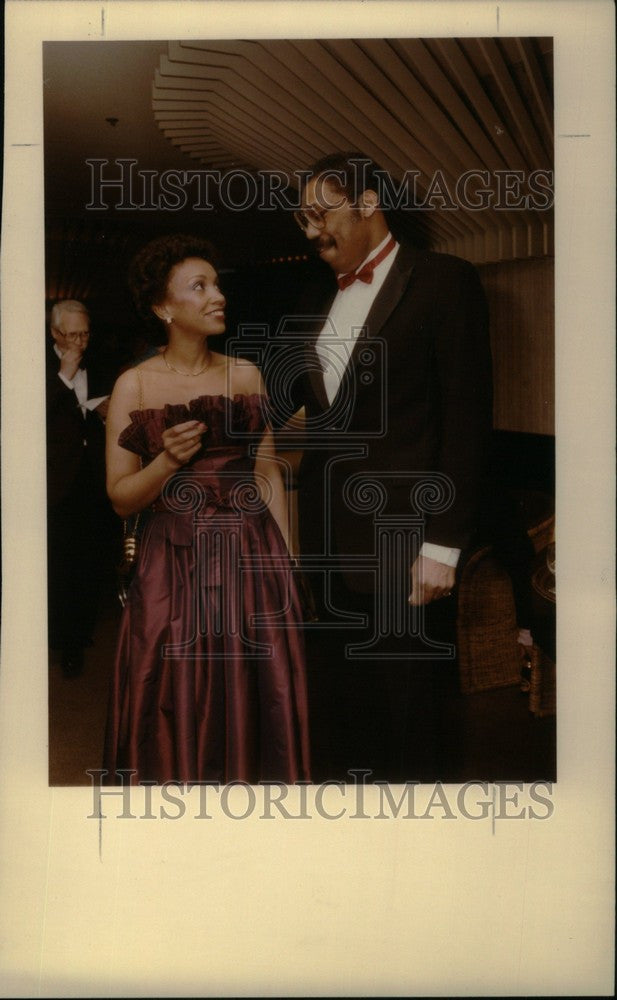 Press Photo Mr and Mrs Wallace Williams WSU - Historic Images