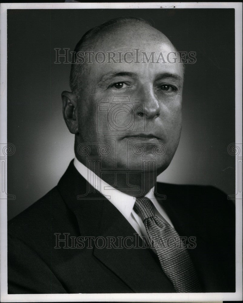 1958 Press Photo Walker A. Williams VP Ford Motor Co. - Historic Images