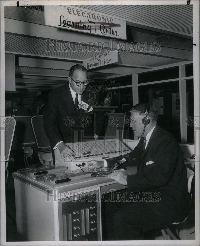 1960 Press Photo James M. VerMeulen President - Historic Images