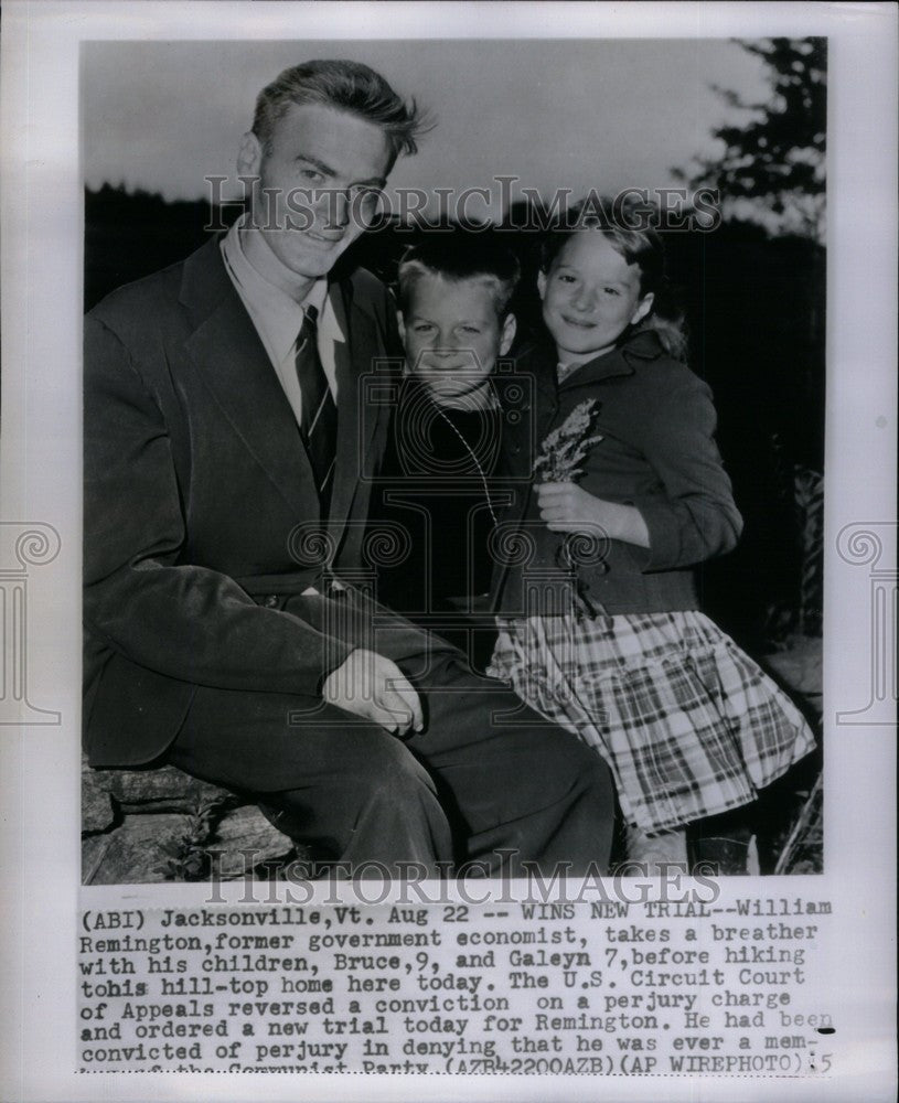 1951 Press Photo William Remington Government Economist - Historic Images