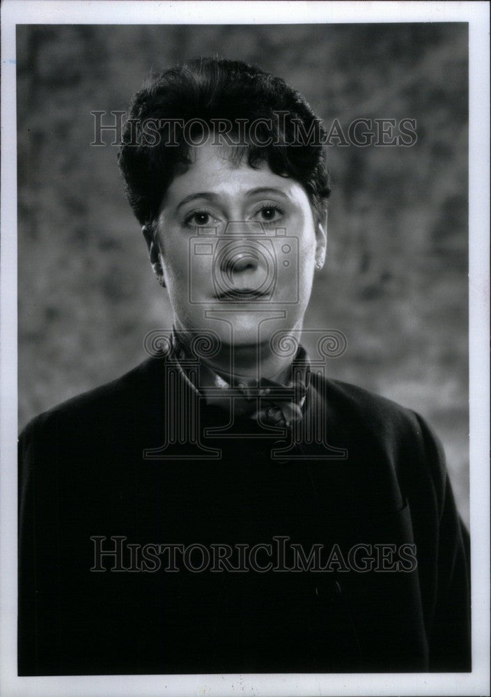 1995 Press Photo Nadine Gibbs Vice President - Historic Images