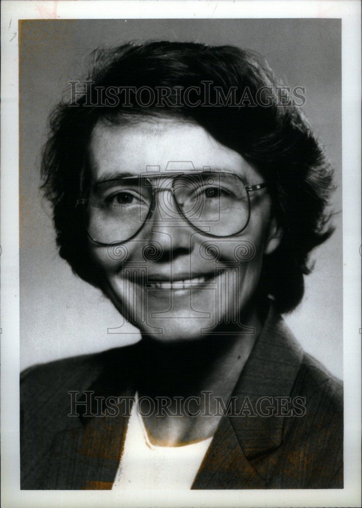 1988 Press Photo helen petrauskas chairman traffic - Historic Images