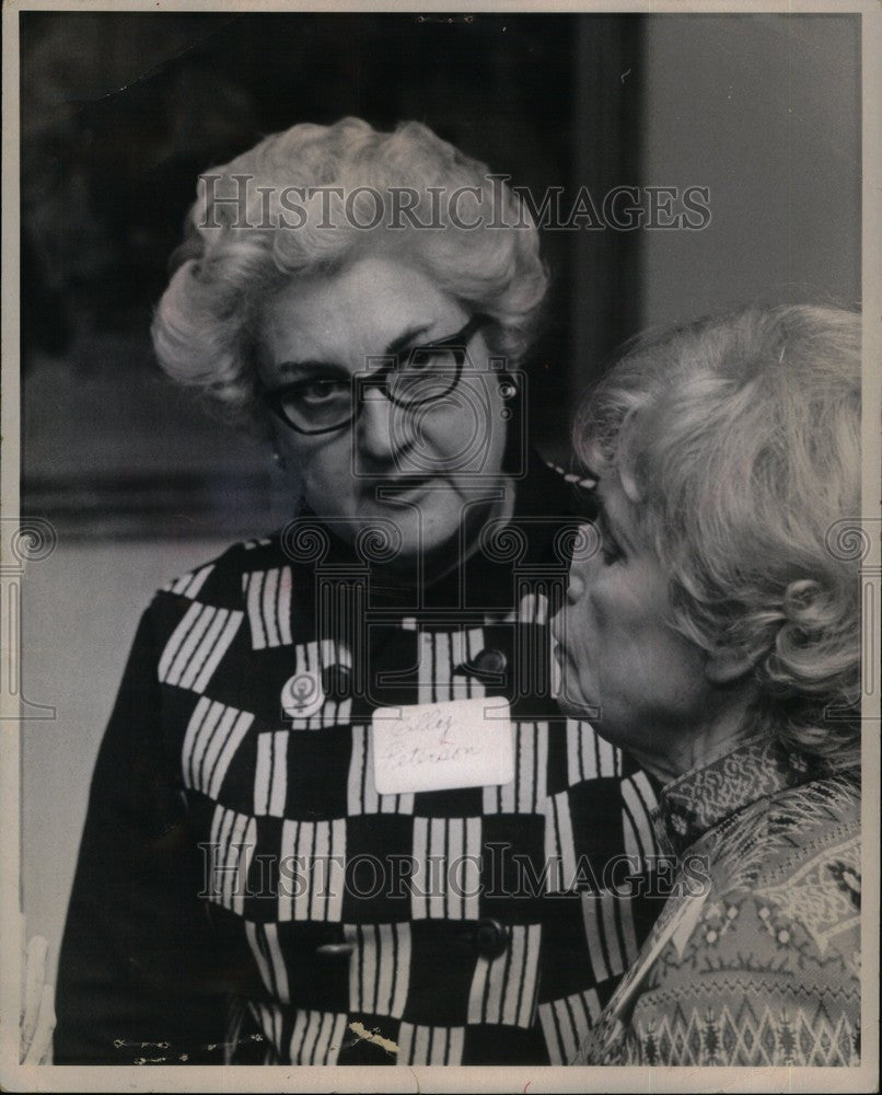 1974 Press Photo Elly Peterson Mary Coleman - Historic Images