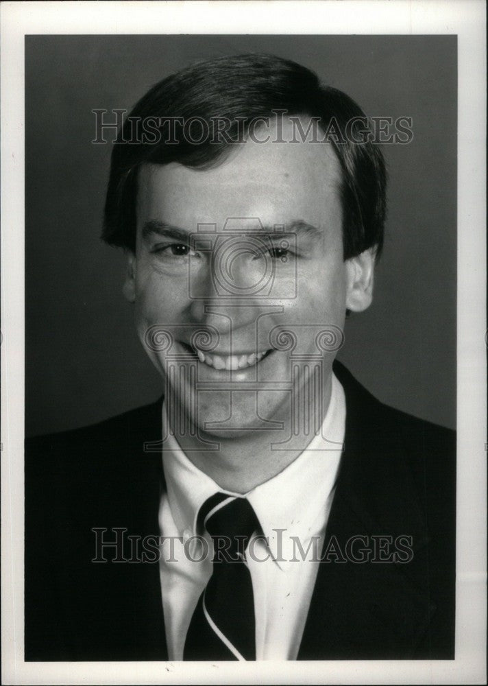 1988 Press Photo barry peterson, senior tax accountant - Historic Images