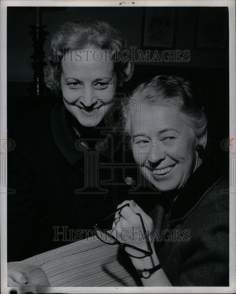 1963 Press Photo Esther Peterson women&#39;s advocate - Historic Images