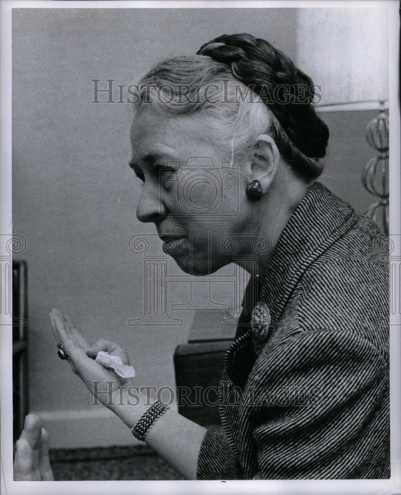 1961 Press Photo Esther Peterson Women&#39;s Advocate - Historic Images