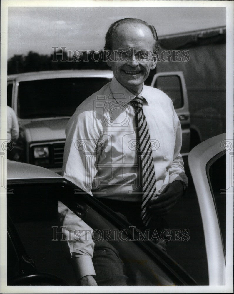 1989 Press Photo - Historic Images