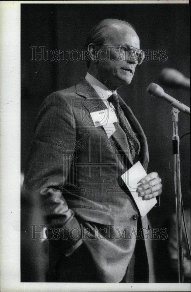 1985 Press Photo Donald Petersen - Historic Images