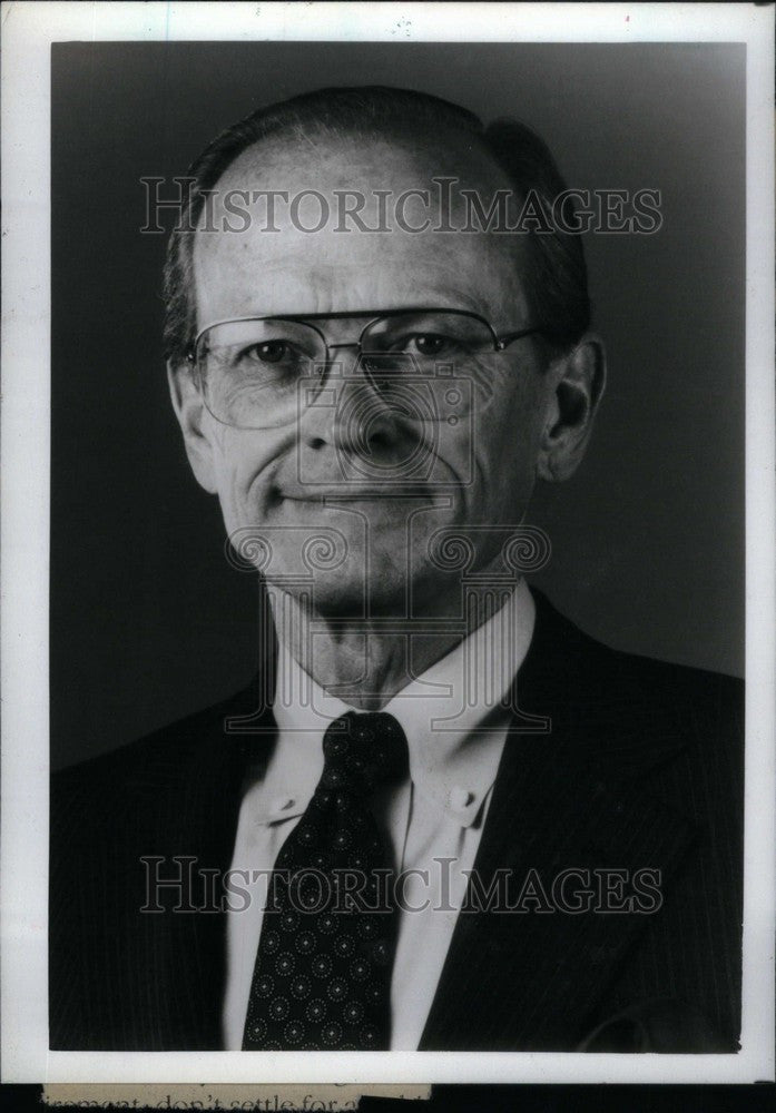 1986 Press Photo Donald Petersen Businessman - Historic Images