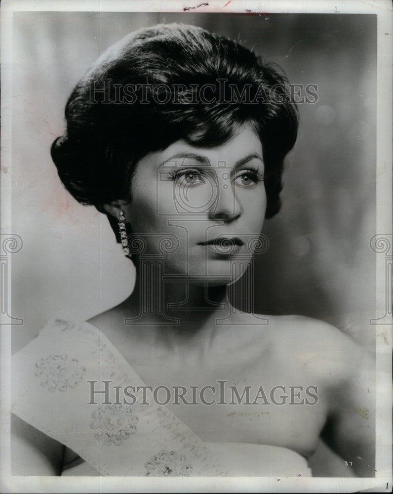 1966 Press Photo Roberta Peters - Historic Images