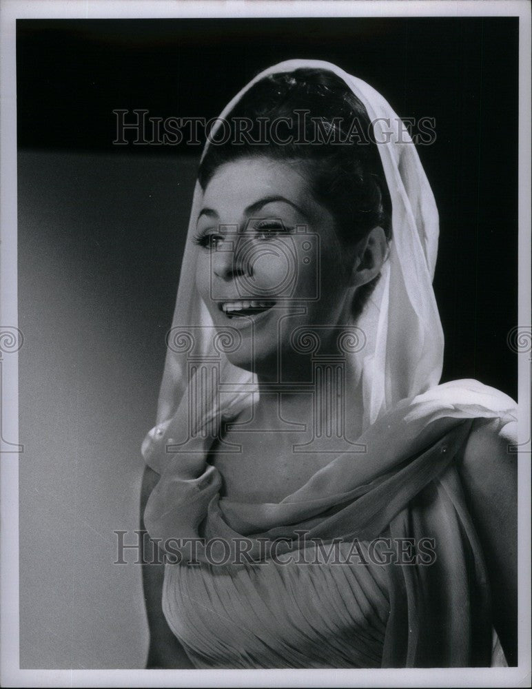 1966 Press Photo Roberta Peters Continental Showcase - Historic Images