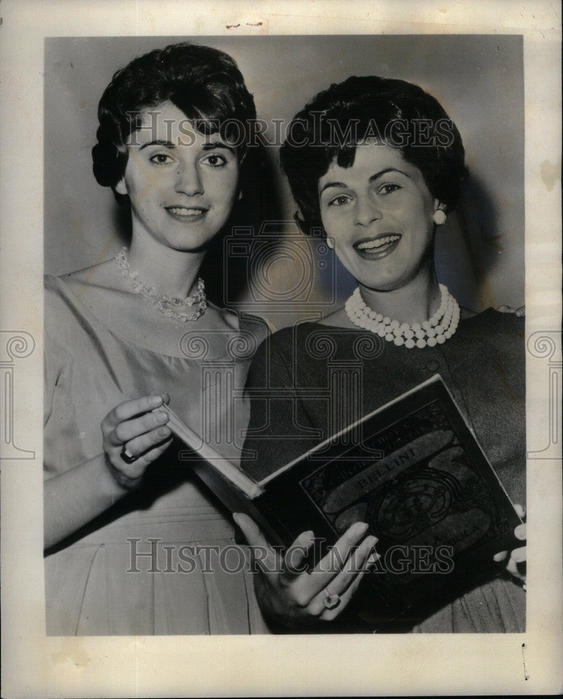 1960 Press Photo Roberta Peters American soprano - Historic Images