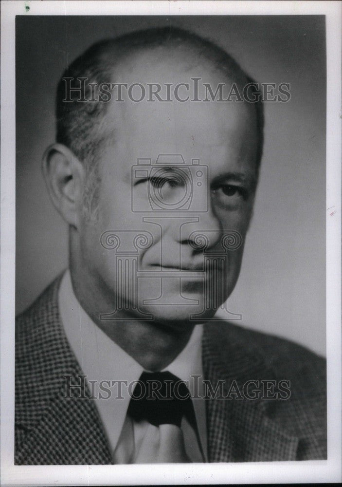 1990 Press Photo James Peters Saturn Director Tennessee - Historic Images