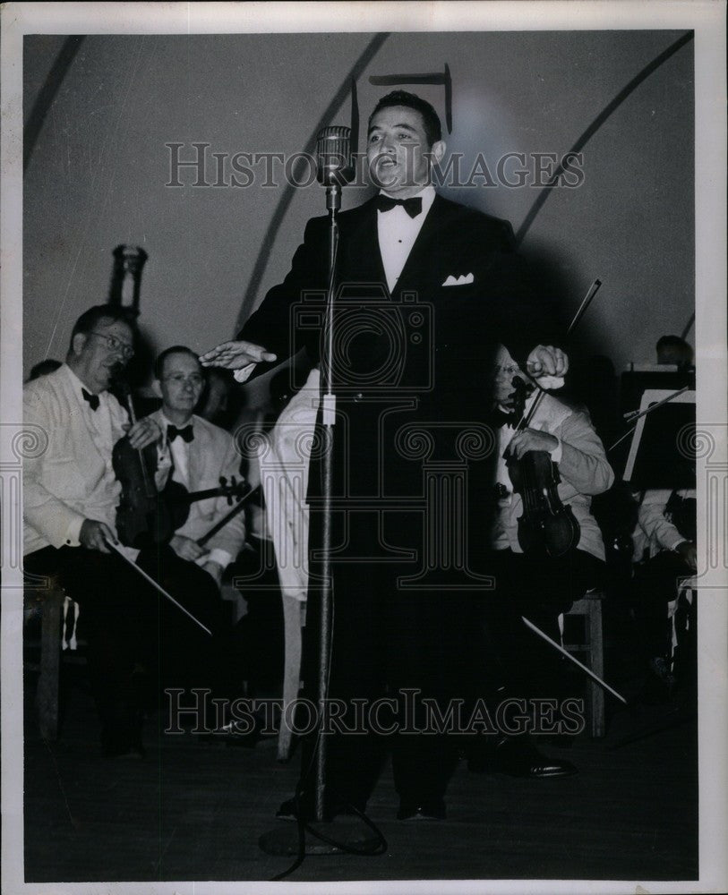 1951 Press Photo Art Peters - Historic Images