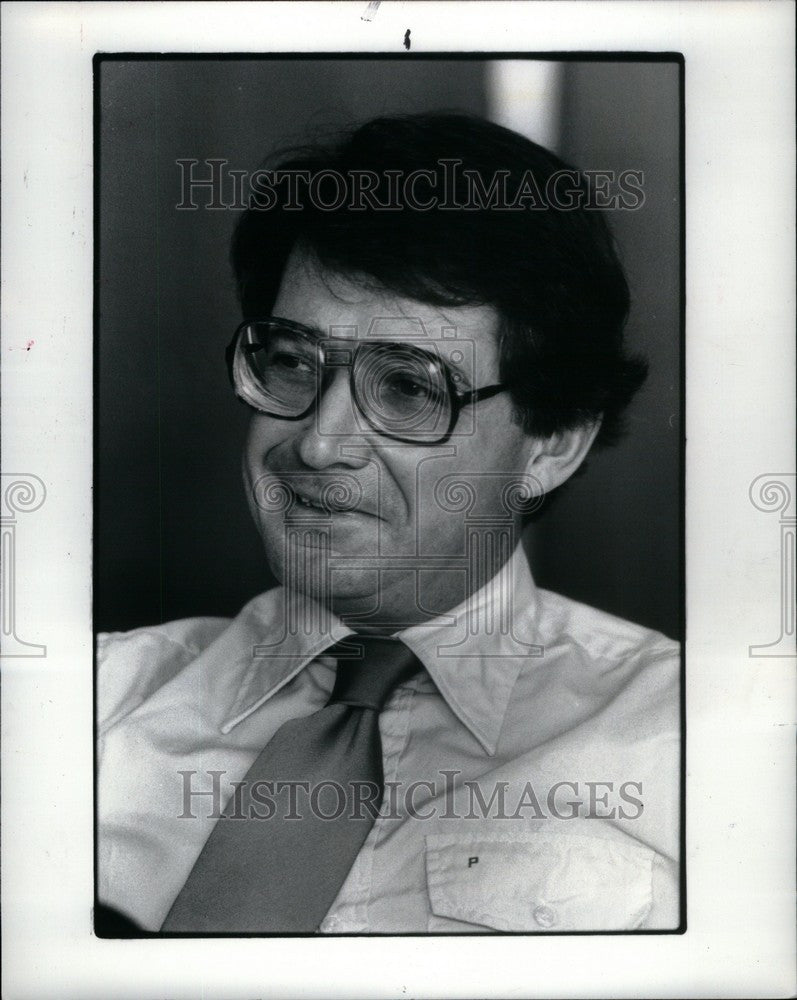 1982 Press Photo Peter J. Pestillo Chairman  CEO - Historic Images