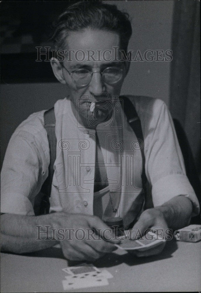 1940 Press Photo Poker- card Game - Historic Images