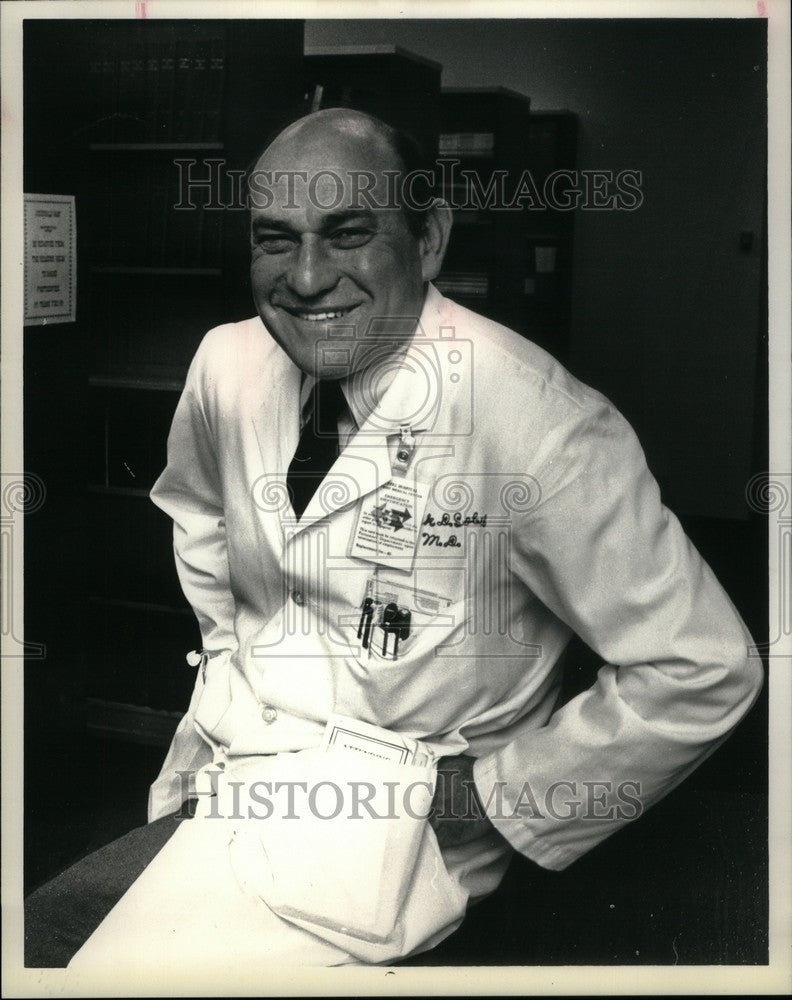 1988 Press Photo Dr. Jack Sobel Infectious Disease - Historic Images