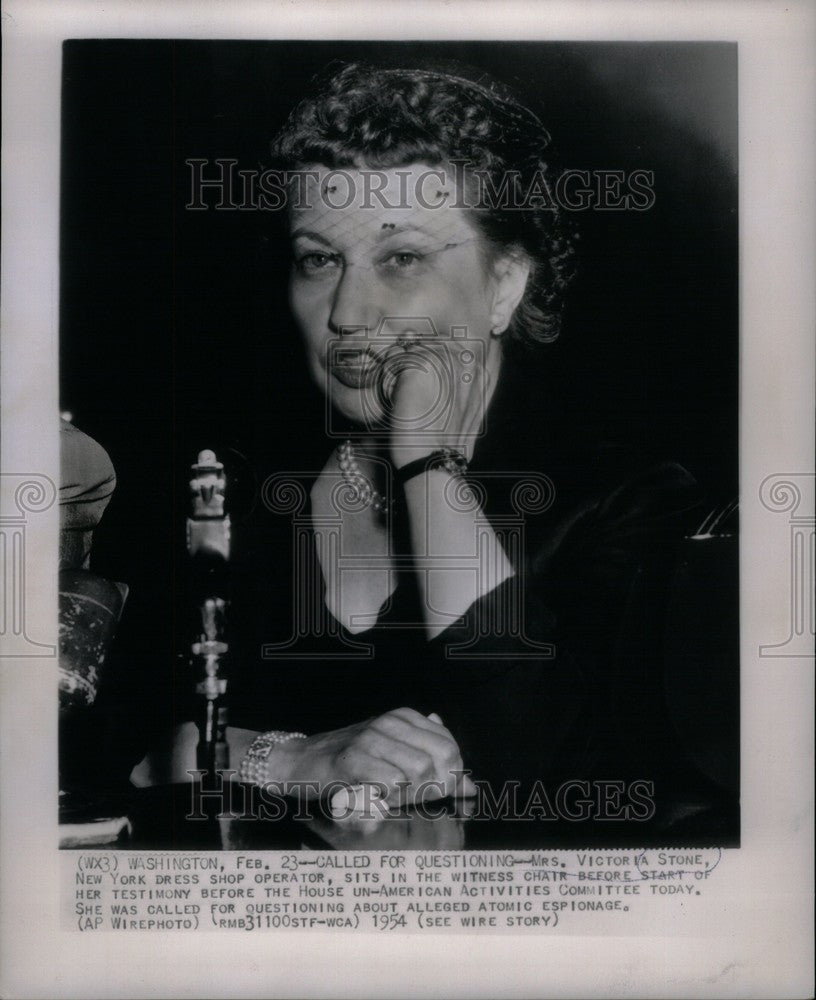 1954 Press Photo Mrs. Victoria Stone - Historic Images