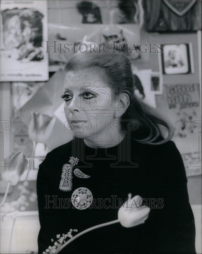 1968 Press Photo Tavy Stone - Historic Images