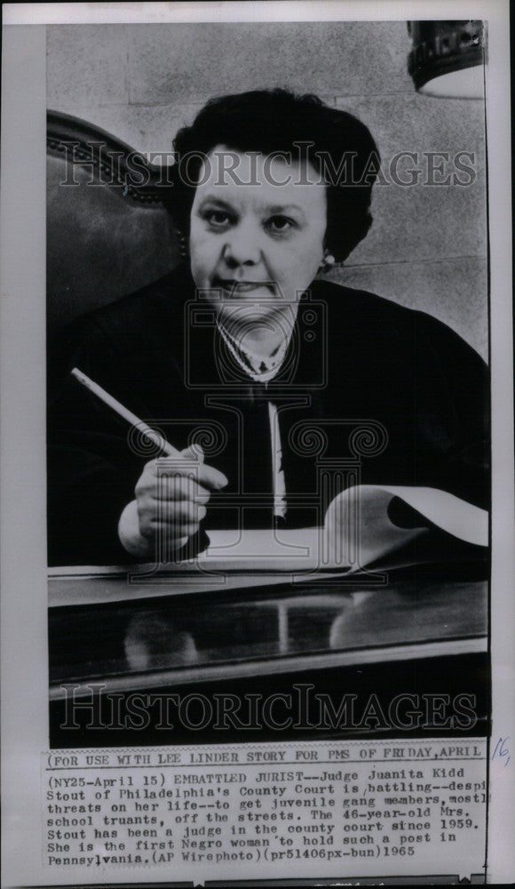 1965 Press Photo Juantia kidd Stout Judge - Historic Images