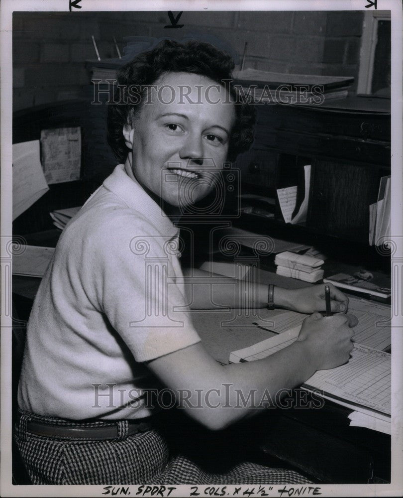 1956 Press Photo Irene Bretzlaff, Women&#39;s Golf - Historic Images