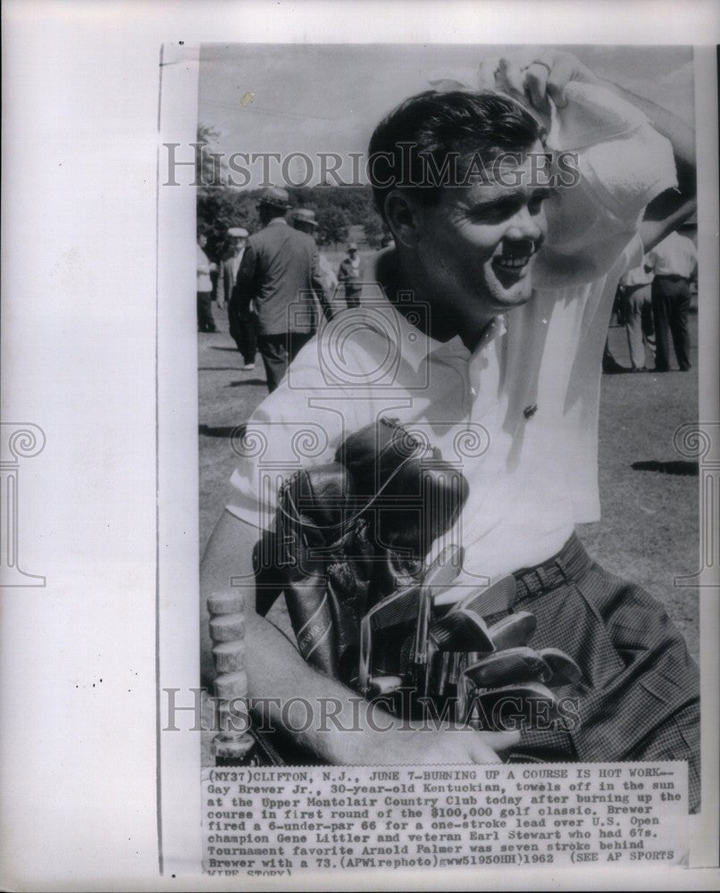 Press Photo Gay Brewer Golf Masters Champion 1967 - Historic Images