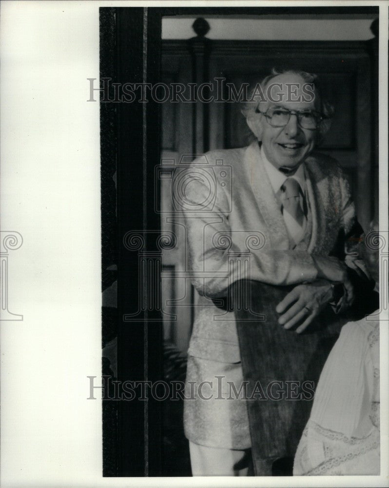 1982 Press Photo Walter A. Bresser - Historic Images