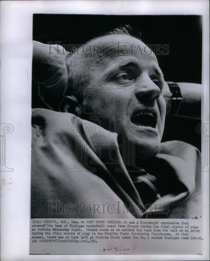 1965 Press Photo Dave Strack -Michigan basketball coach - Historic Images