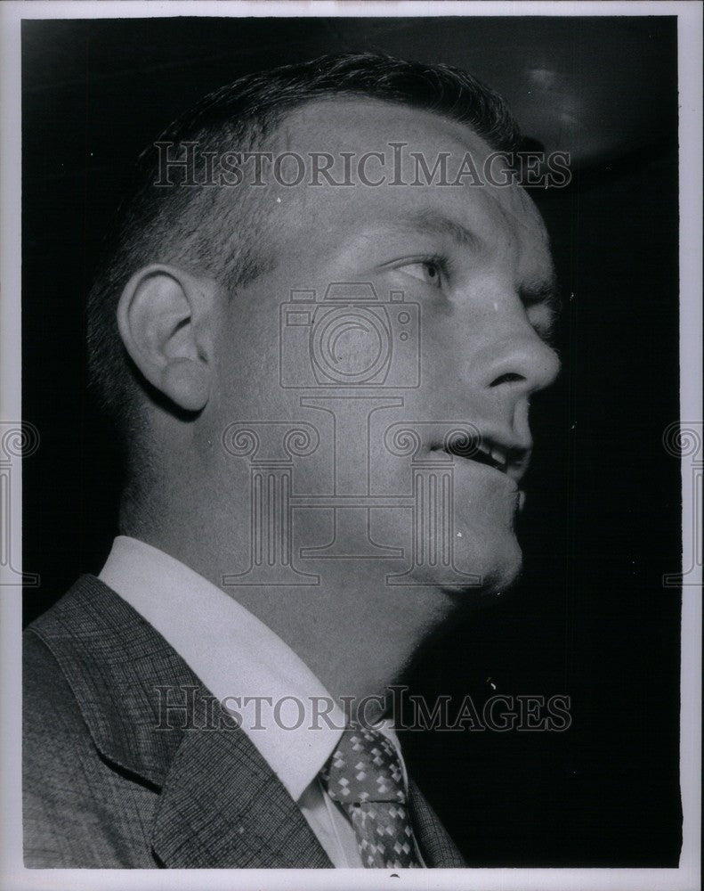 1957 Press Photo Terry Brennan football player coach - Historic Images