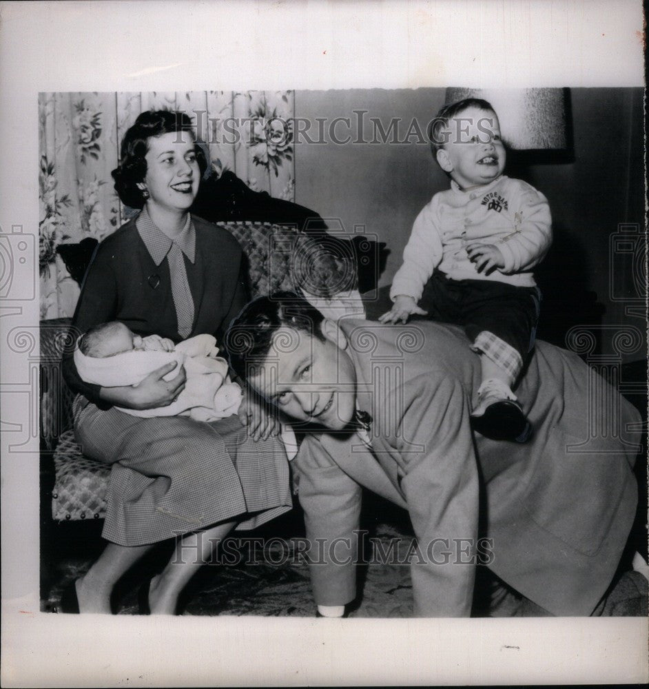 1954 Press Photo Brennan Family - Historic Images