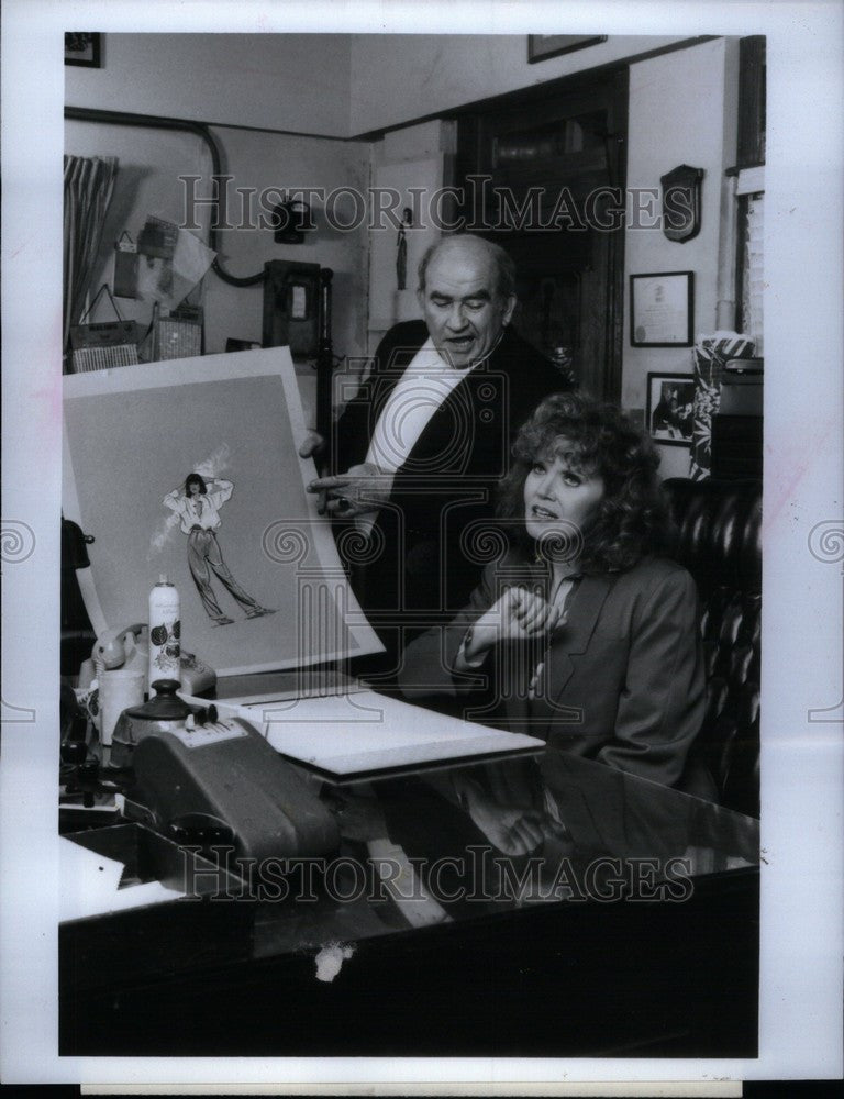 1985 Press Photo Ed Asner,  Eileen Brennan Off the Rack - Historic Images