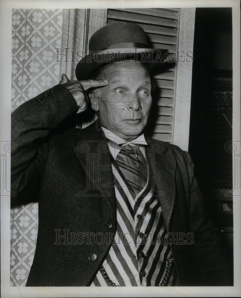 1954 Press Photo El Brendel Comedian Actor - Historic Images