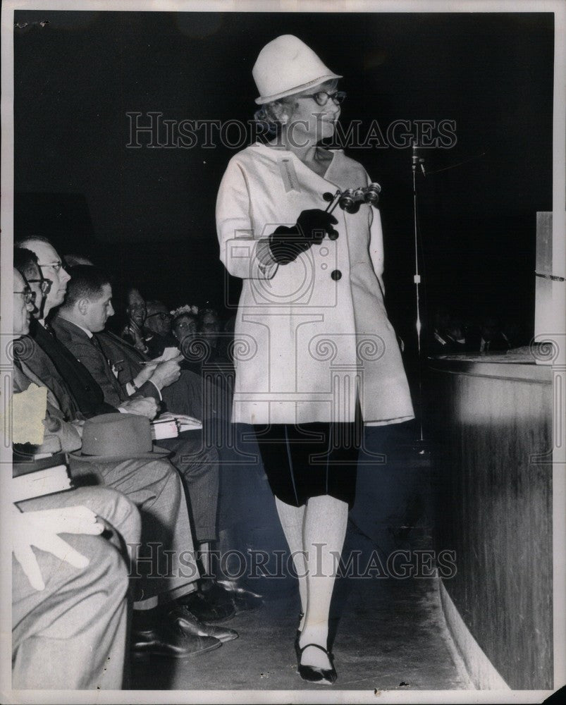 1966 Press Photo Wilma Soss - Historic Images